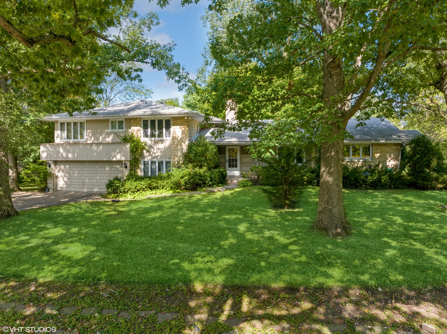 875 Private Road Winnetka, IL 60093 - Photo 2 of 13