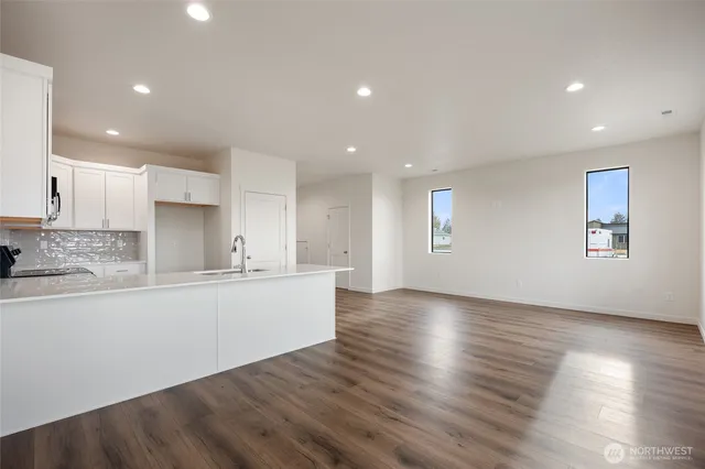 $337,000 | 601 Lot 9 Dorsing Street, Unit A, Moses Lake, WA 98837