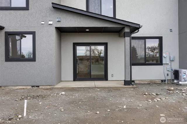 $337,000 | 601 Lot 9 Dorsing Street, Unit A, Moses Lake, WA 98837