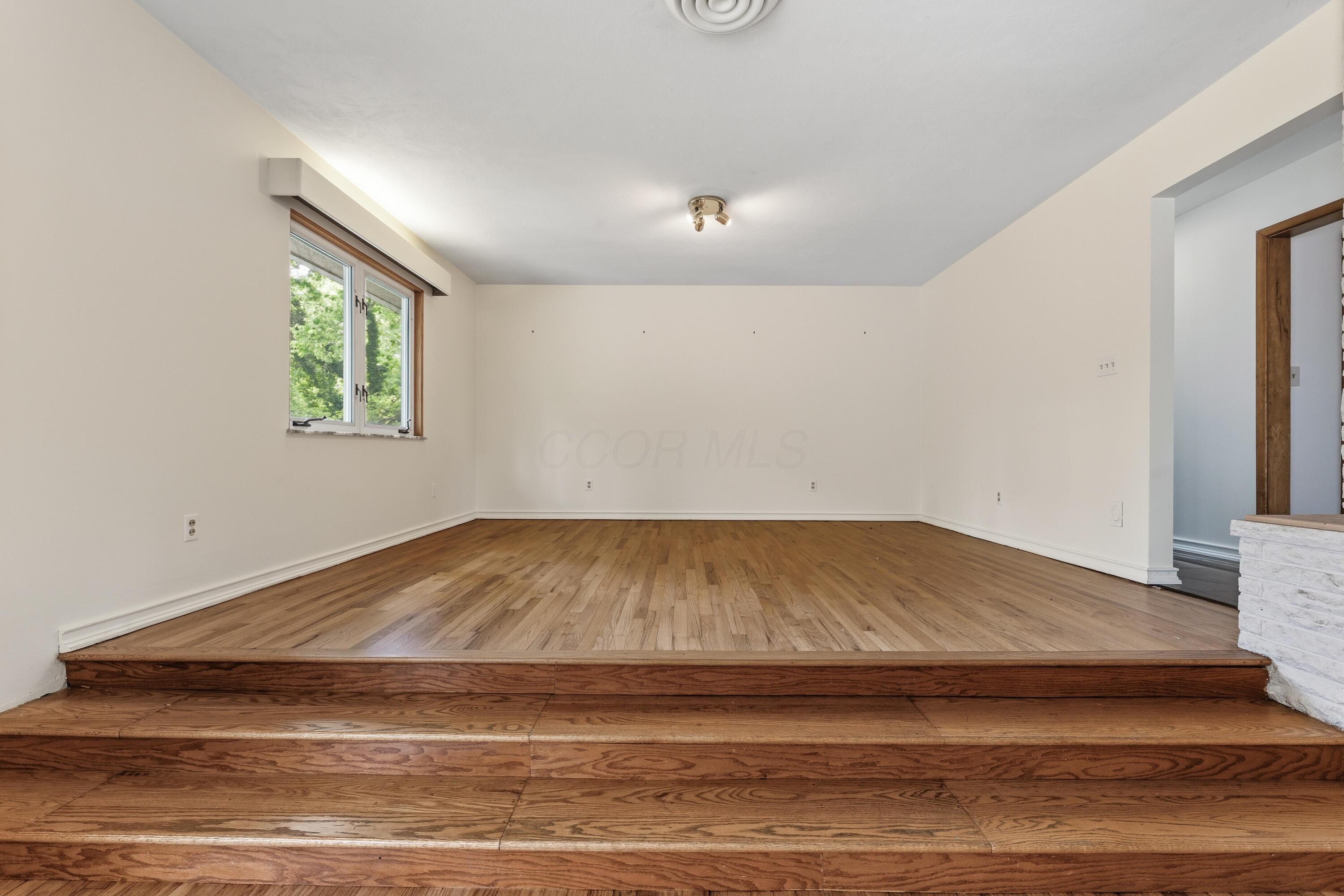 4356 Dublin Road Columbus, OH 43221 - Photo 30 of 77