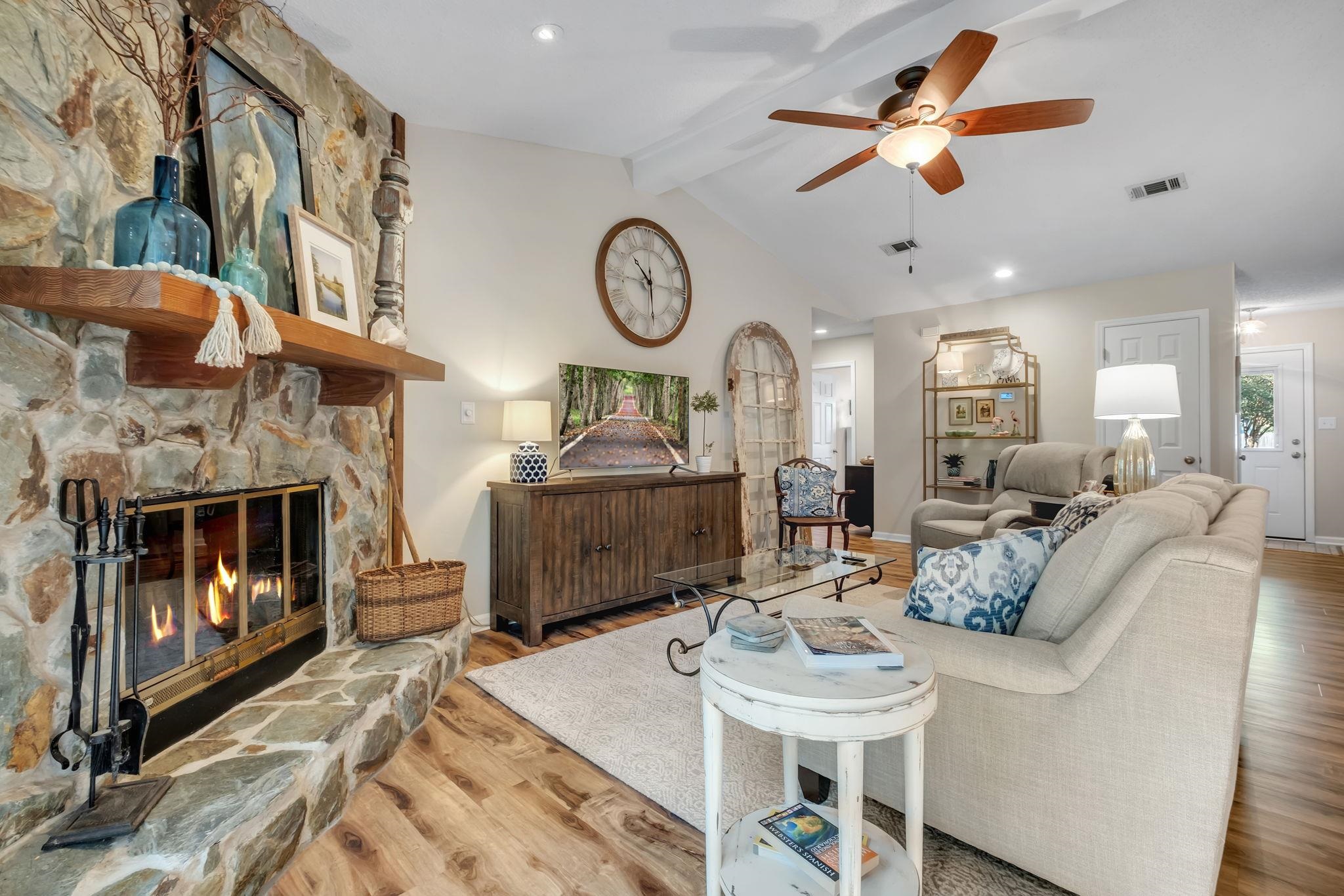 1253 Sedgefield Road Tallahassee, FL 32317 - Photo 6 of 33 Gallery Image 6