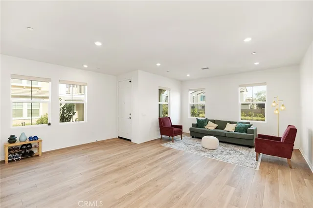 $3,500 | 3906 East Coronado Privado, Ontario, CA 91761