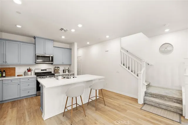 $3,500 | 3906 East Coronado Privado, Ontario, CA 91761