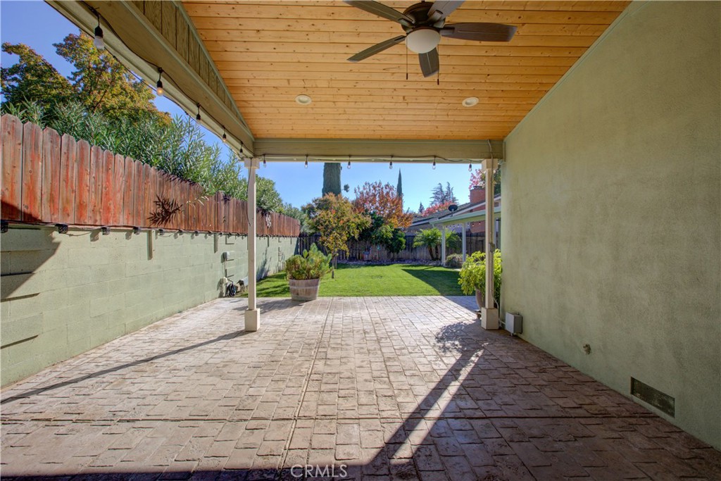 3728 Fuchsia Lane Modesto, CA 95356 - Photo 42 of 47 a room with garden