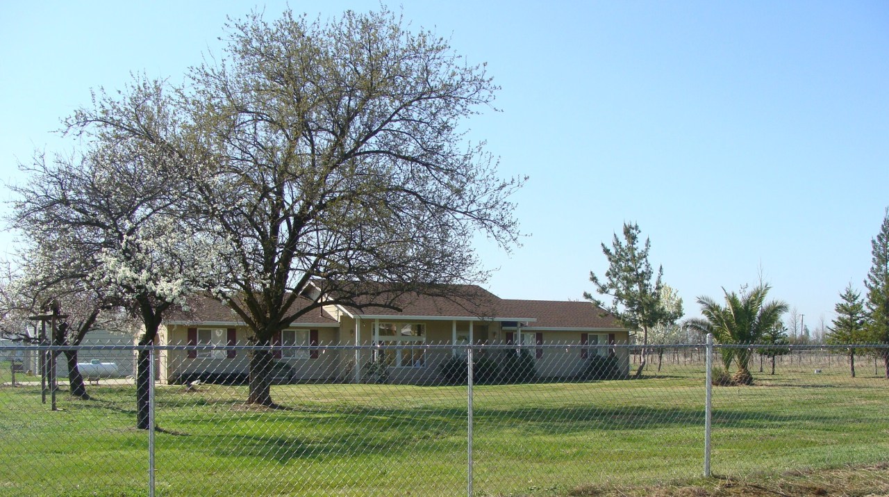 17201 Olinda Road Anderson, CA 96007 - Photo 1 of 11 Front Elevation