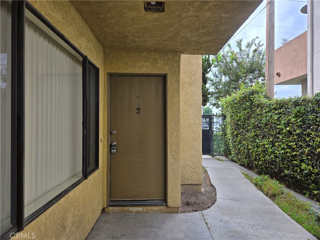 2755 West Ball Road, Unit 2 Anaheim, CA 92804 - Photo 6 of 20 Gallery Image 6