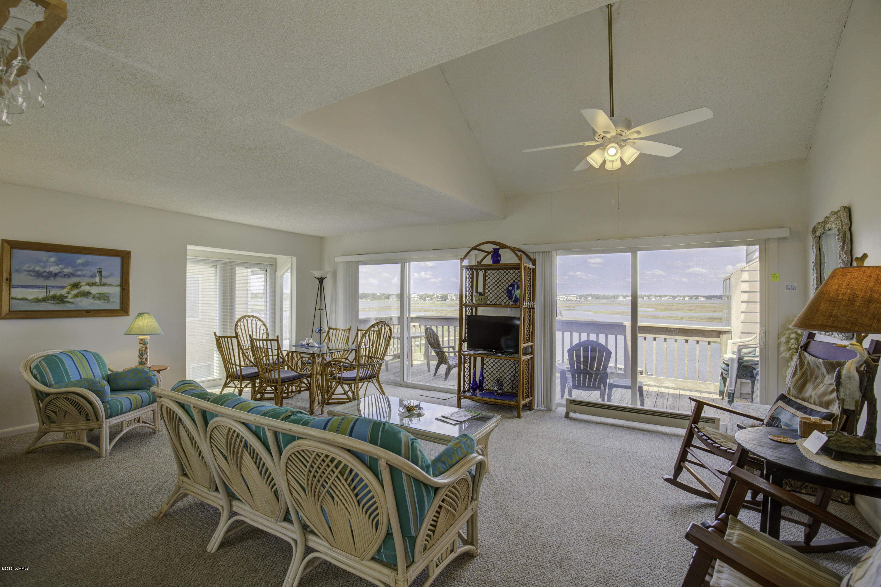 1859 New River Inlet Road North Topsail Beach, NC 28460 - Photo 19 of 35 1859 New River Inlet Road - Interiors -_