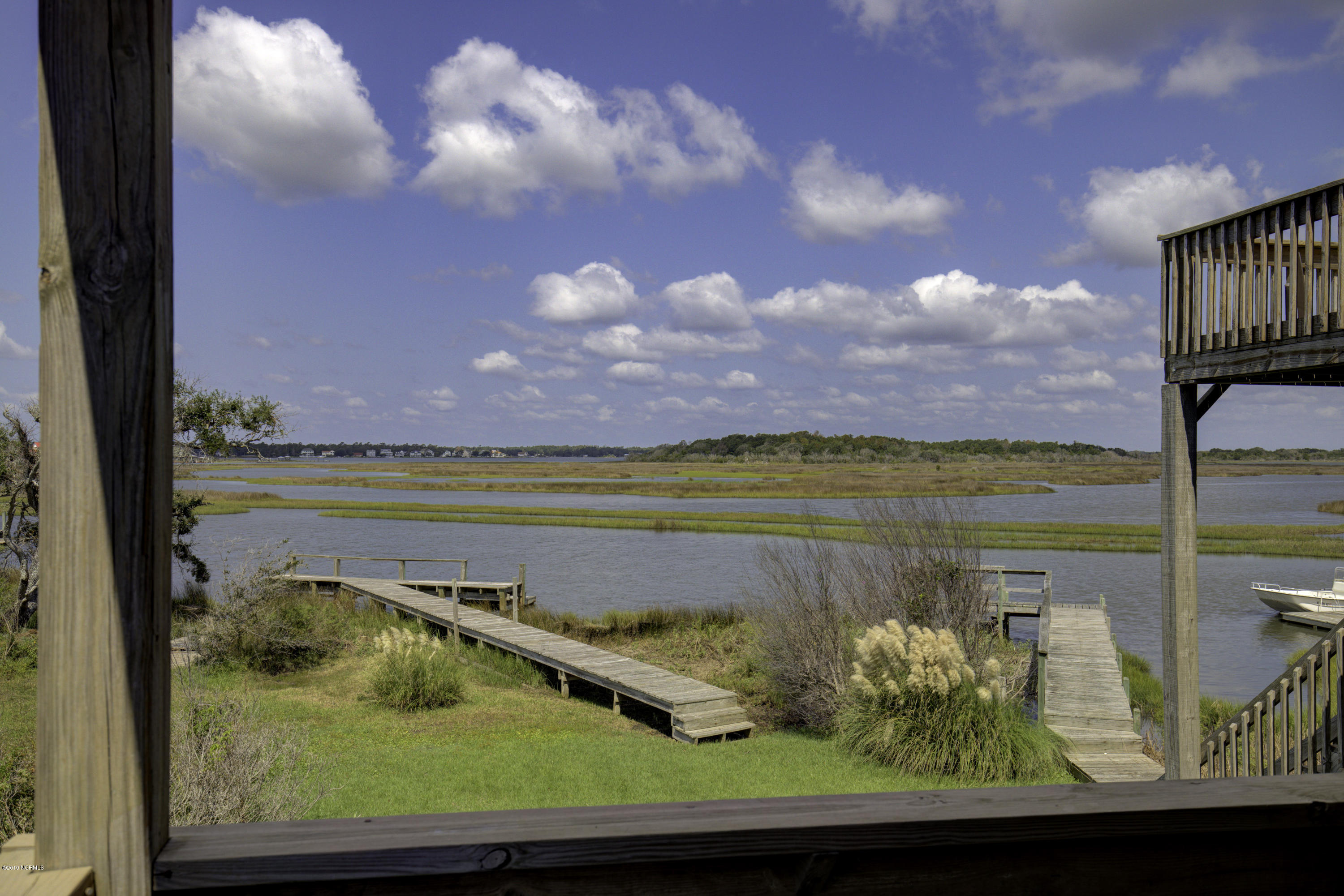 1859 New River Inlet Road North Topsail Beach, NC 28460 - Photo 28 of 35 1859 New River Inlet Road - Interiors -_