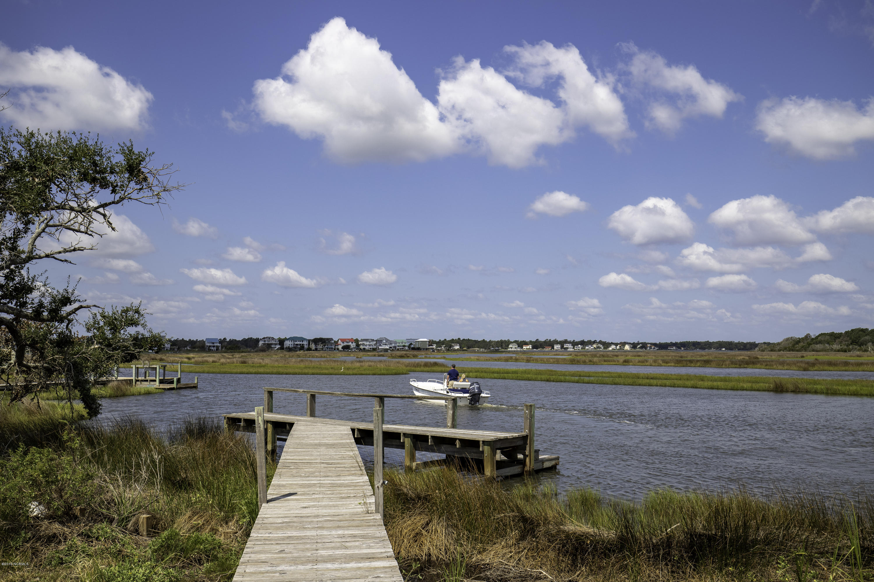 1859 New River Inlet Road North Topsail Beach, NC 28460 - Photo 3 of 35 1859 New River Inlet Road - Interiors -