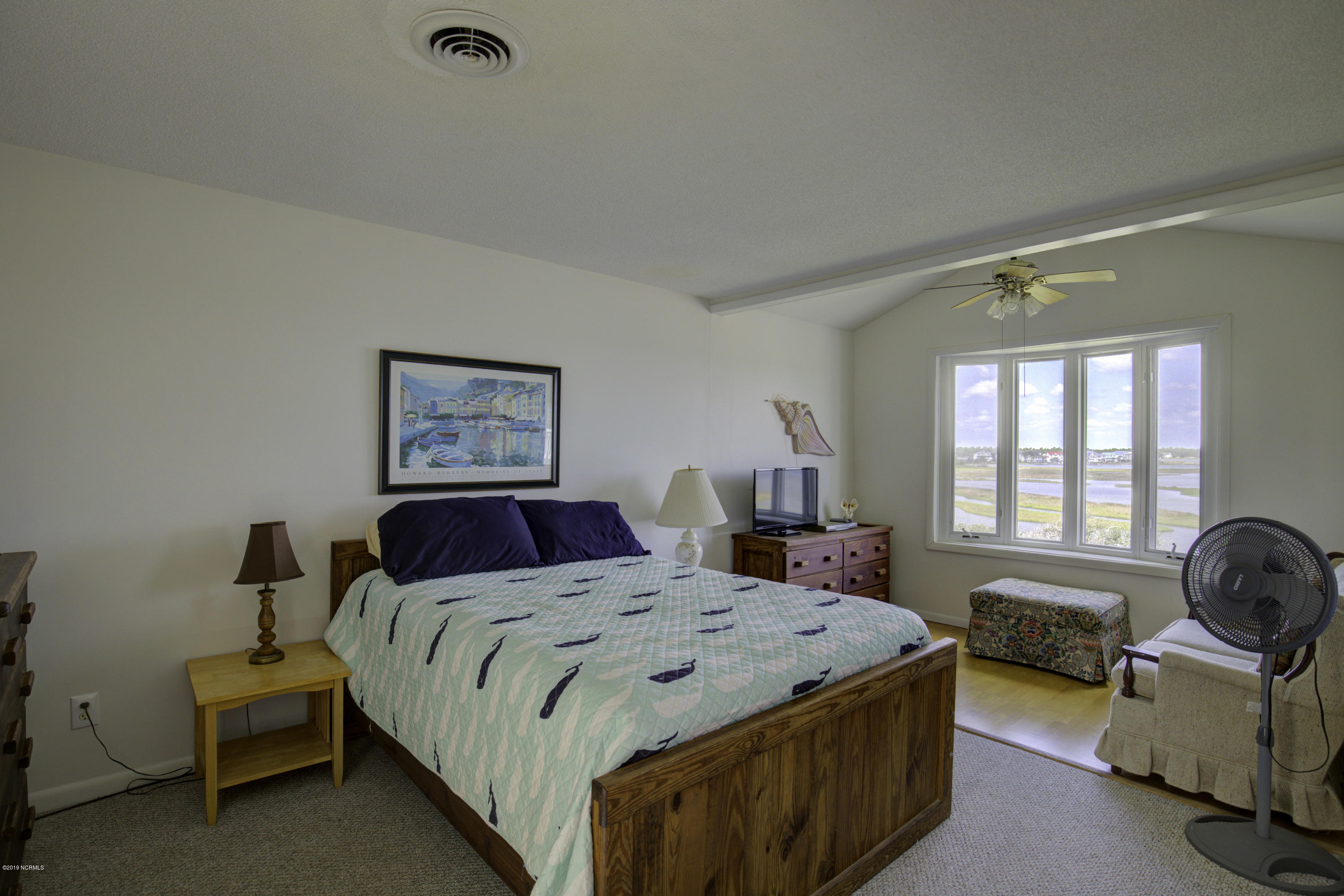 1859 New River Inlet Road North Topsail Beach, NC 28460 - Photo 9 of 35 1859 New River Inlet Road - Interiors -_