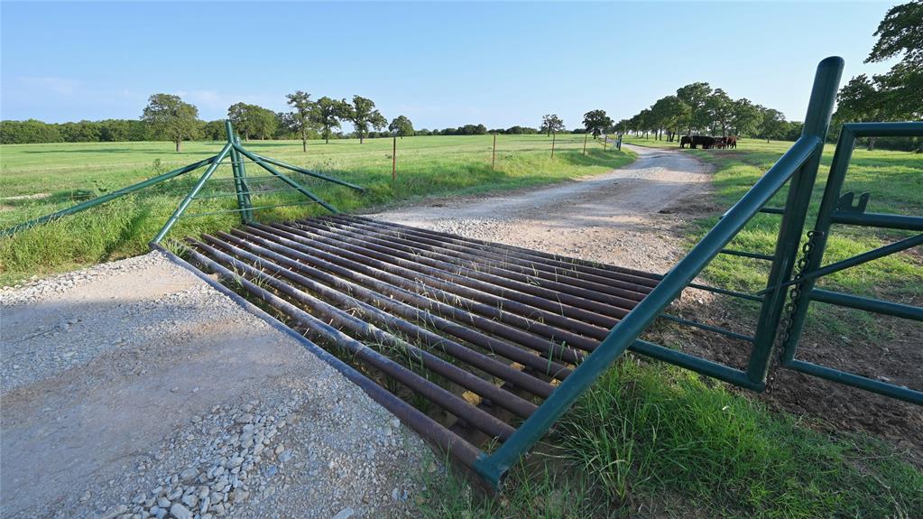 322 Liberty Chapel Road St. Jo, TX 76265 - Photo 26 of 40