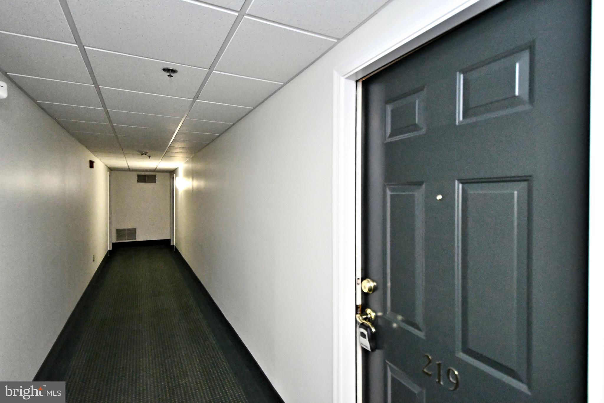 219 Brandon Road Eagleville, PA 19403 - Photo 5 of 28 Hallway Entrance