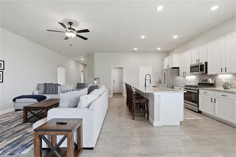 $500,000 | 22662 West 89th Street, Lenexa, KS 66227