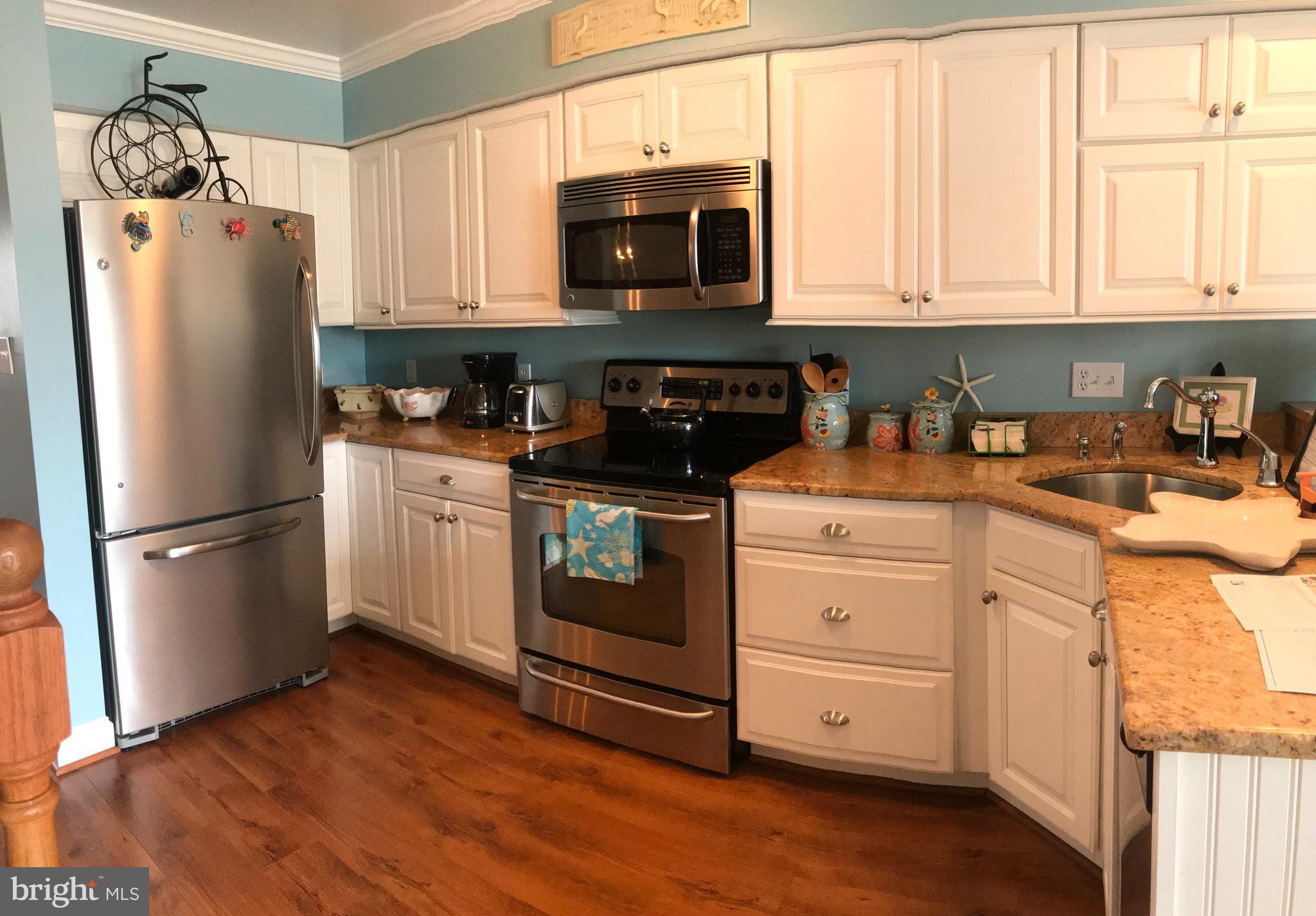 701 Rusty Anchor Road, Unit 21 Ocean City, MD 21842 - Photo 13 of 22 Upgraded kitchen