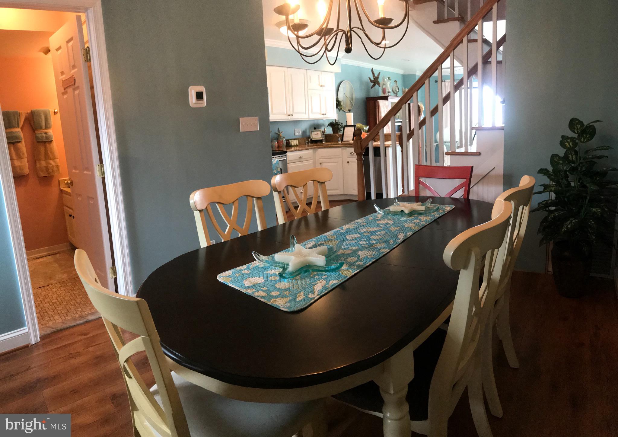 701 Rusty Anchor Road, Unit 21 Ocean City, MD 21842 - Photo 10 of 22 Dining room