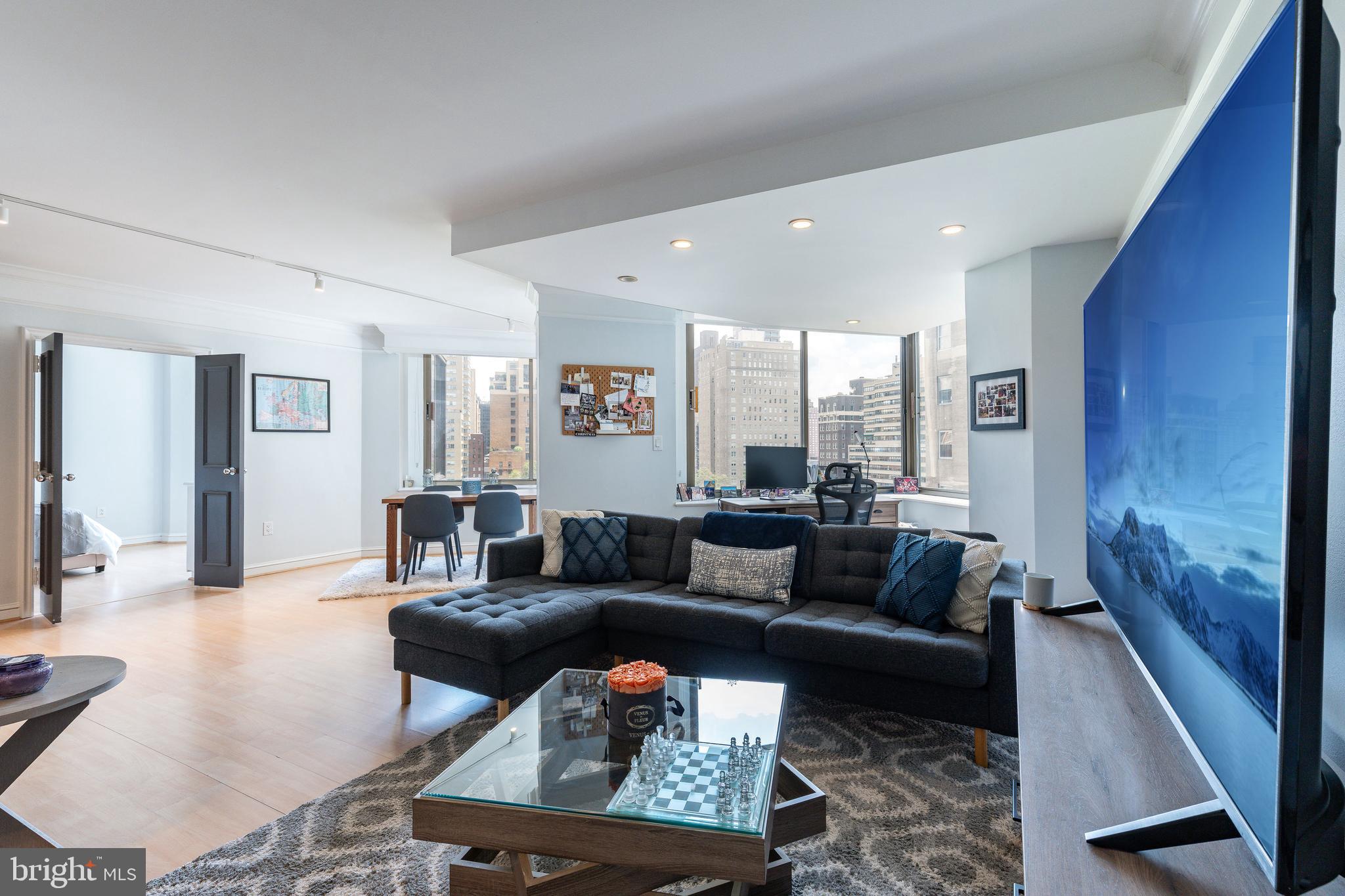 202 West Rittenhouse Square, Unit 1108 Philadelphia, PA 19103 - Photo 8 of 42 Gallery Image 8