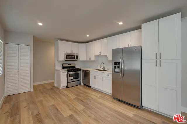 $3,195 | 4703 West St Charles Place, Unit 4, Los Angeles, CA 90019