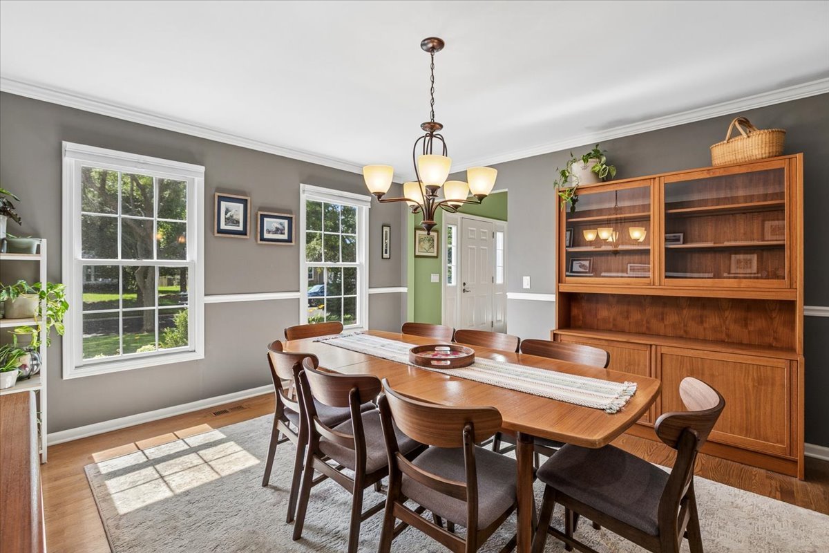 6079 Indian Trail Road Gurnee, IL 60031 - Photo 4 of 29 Gallery Image 4