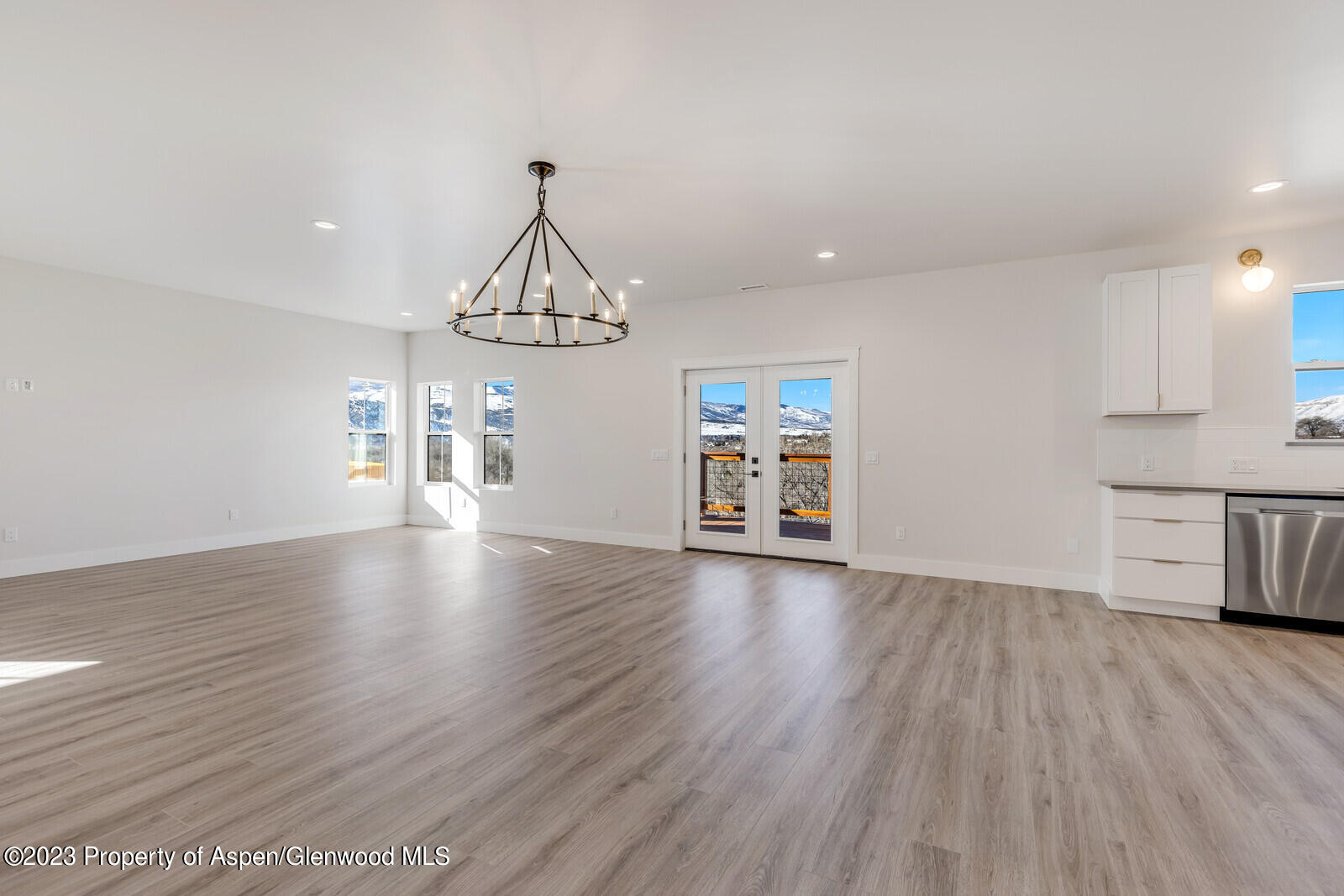 1173 Munro Avenue Rifle, CO 81650 - Photo 15 of 45 Living & Dining