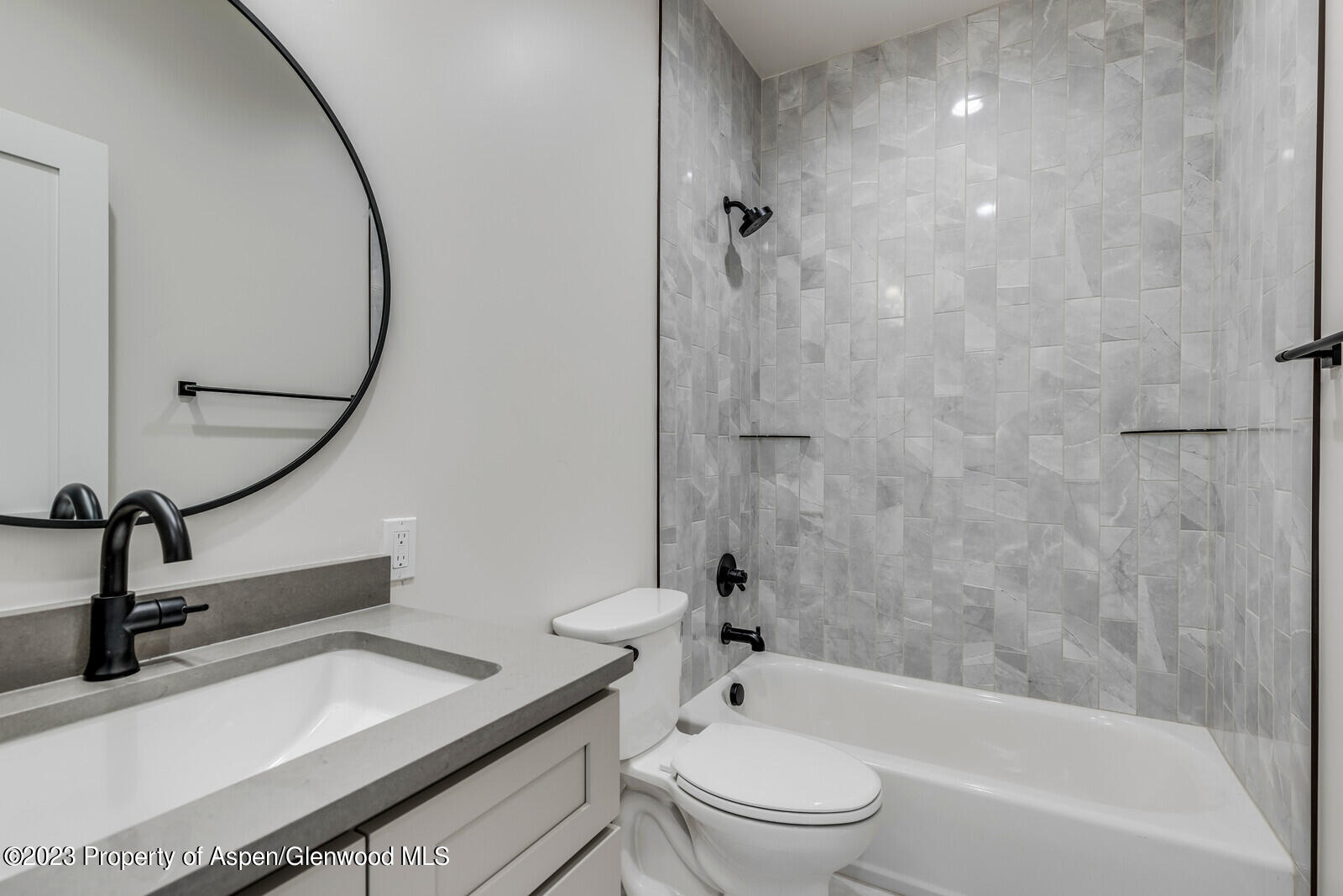 1173 Munro Avenue Rifle, CO 81650 - Photo 41 of 45 Bathroom #3
