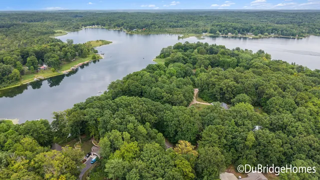 $220,000 | 8 East Springhill Drive, Hesperia, MI 49421