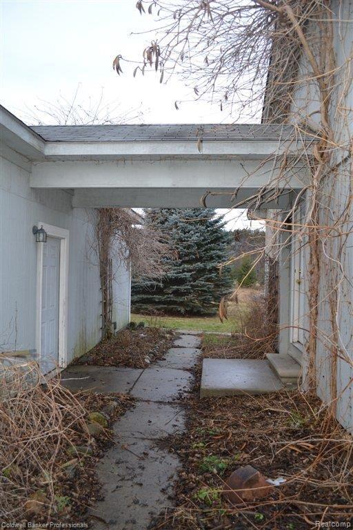 3686 North Mill Road Dryden, MI 48428 - Photo 4 of 8 022.JPG