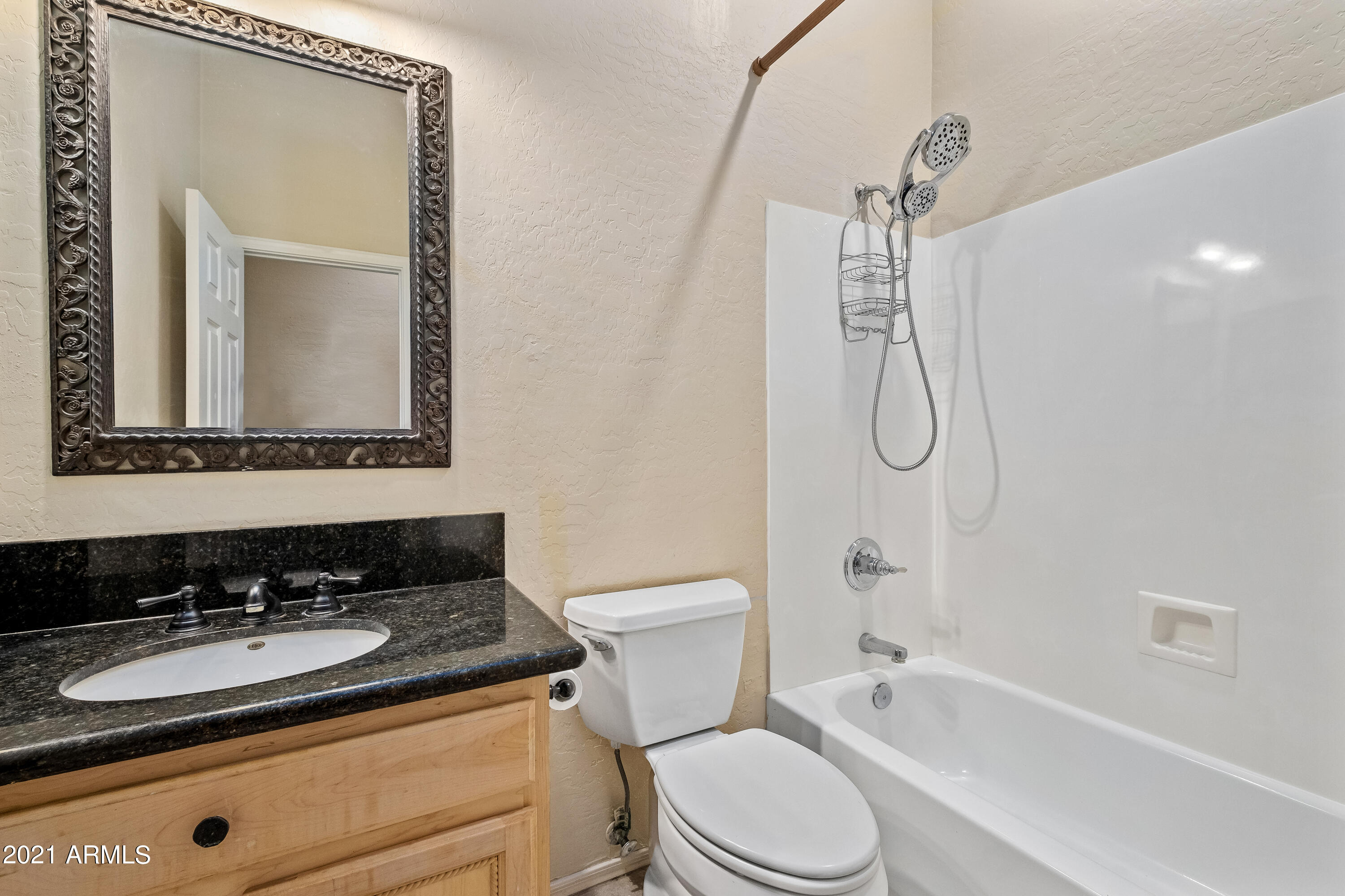 2515 East Fremont Road Phoenix, AZ 85042 - Photo 23 of 65 DSCF2066
