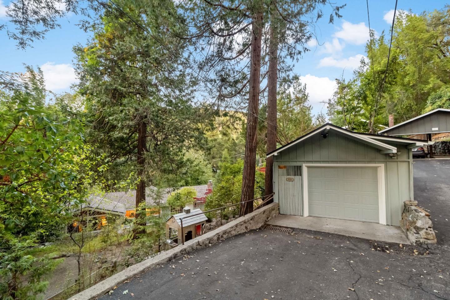 1019 Los Trancos Road Portola Valley, CA 94028 - Photo 3 of 63