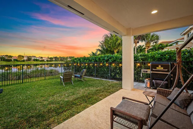 $729,000 | 7739 Southeast Heritage Boulevard, Hobe Sound, FL 33455