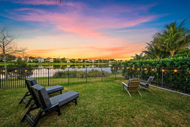 $729,000 | 7739 Southeast Heritage Boulevard, Hobe Sound, FL 33455