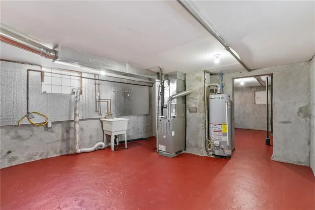 a view of a storage & utility room