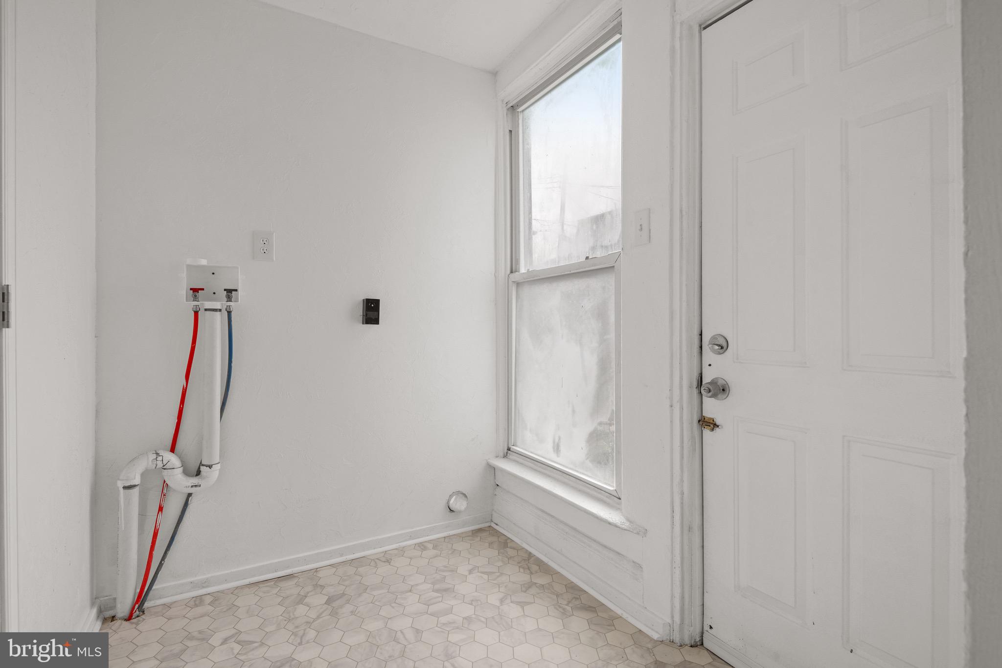 958 East Princess Street York, PA 17403 - Photo 11 of 27 a view of an empty room