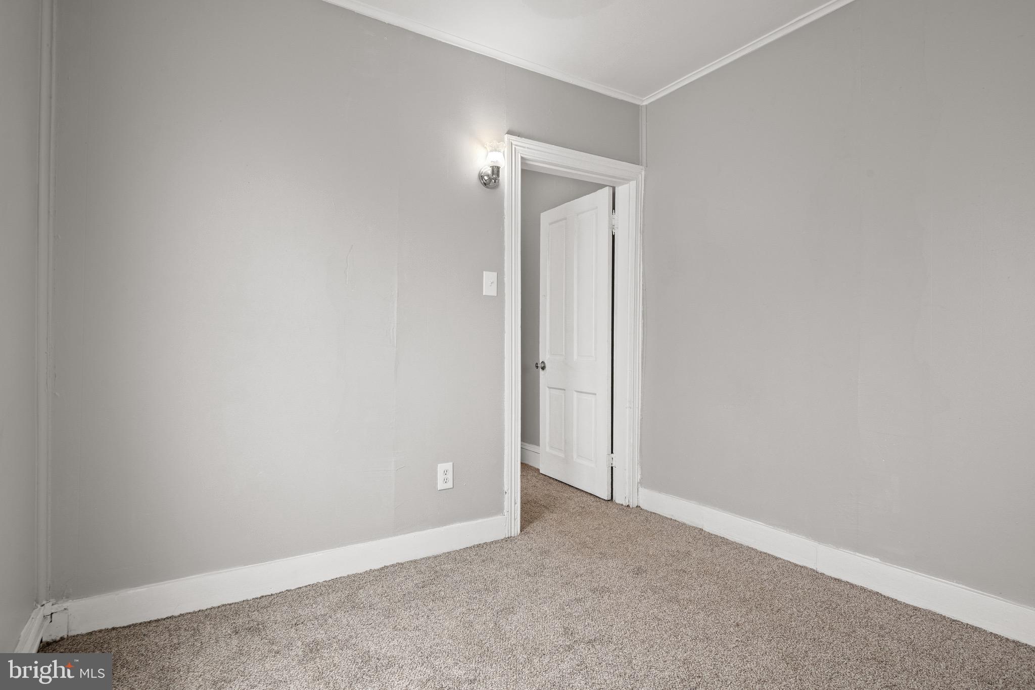 958 East Princess Street York, PA 17403 - Photo 21 of 27 a view of an empty room