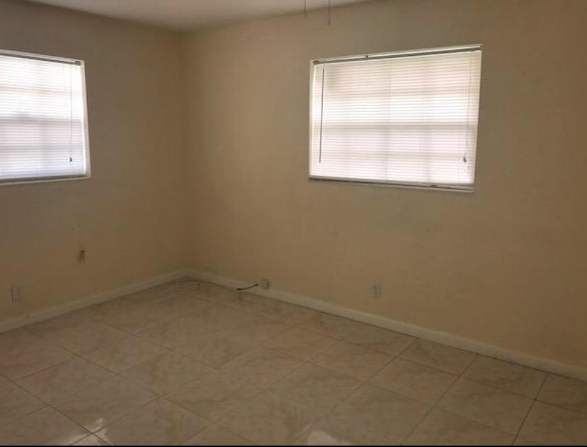 1373 West 34th Street Riviera Beach, FL 33404 - Photo 6 of 7 932FEE65-1FAC-48D3-868B-9DC96E8878EE