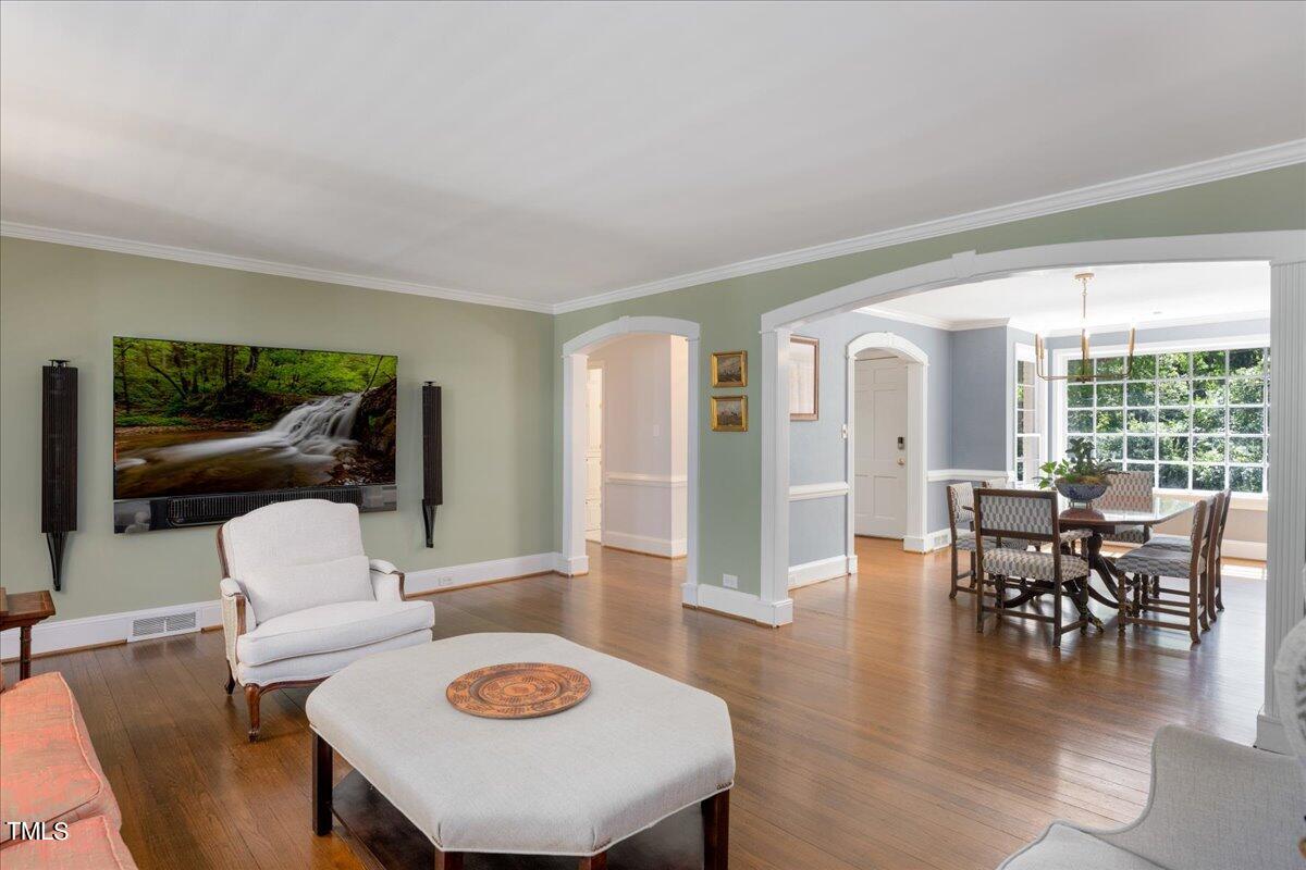 2803 Exeter Circle Raleigh, NC 27608 - Photo 11 of 38 1-- 19
