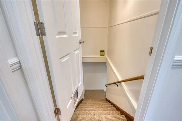 a view of walk in closet