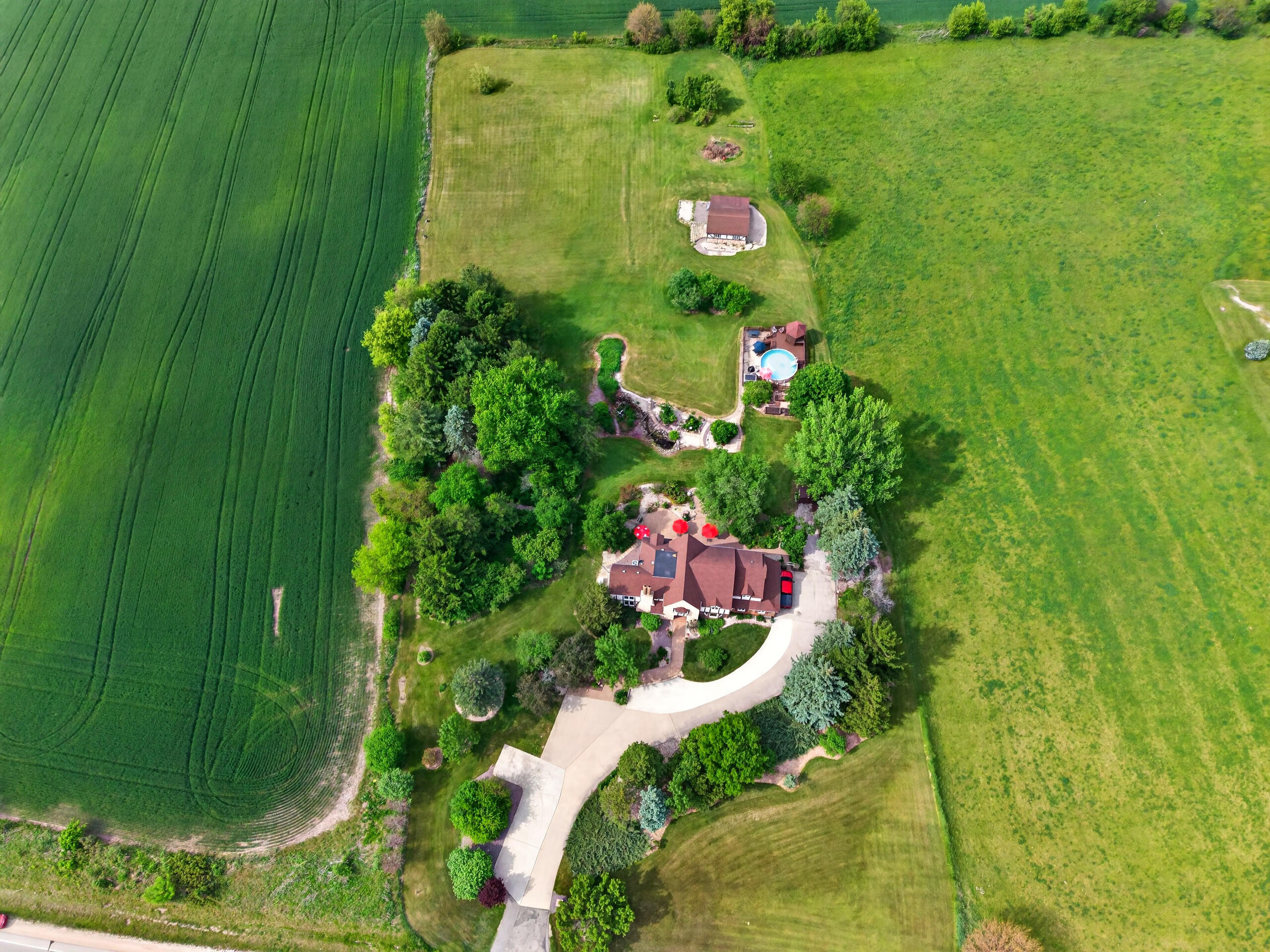 17800 Burlington Road Paris, WI 53182 - Photo 41 of 55 055_DJI_20260526160317_0050_D_DHD1
