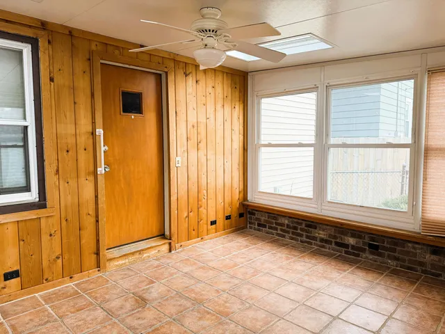 $235,000 | 2201 South 73rd Street, West Allis, WI 53219