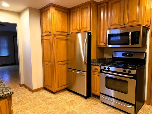 $235,000 | 2201 South 73rd Street, West Allis, WI 53219