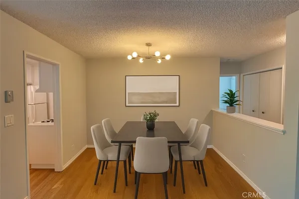 $2,580 | 5625 North Sumner Way, Unit 212, Culver City, CA 90230