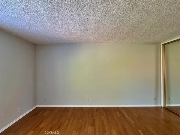 $2,580 | 5625 North Sumner Way, Unit 212, Culver City, CA 90230