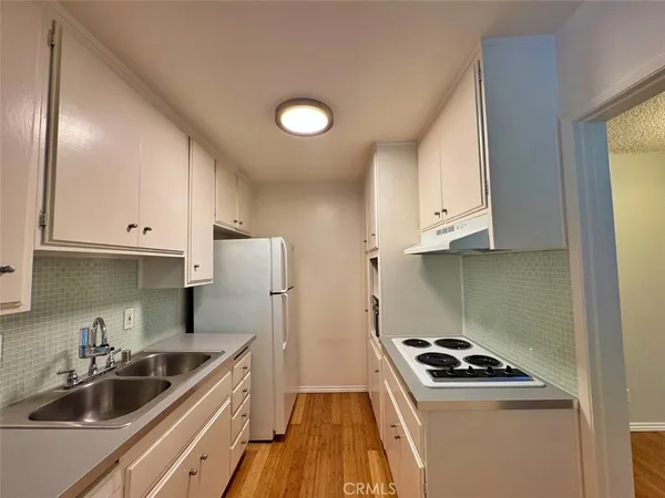 $2,580 | 5625 North Sumner Way, Unit 212, Culver City, CA 90230