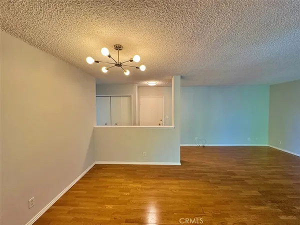 $2,580 | 5625 North Sumner Way, Unit 212, Culver City, CA 90230