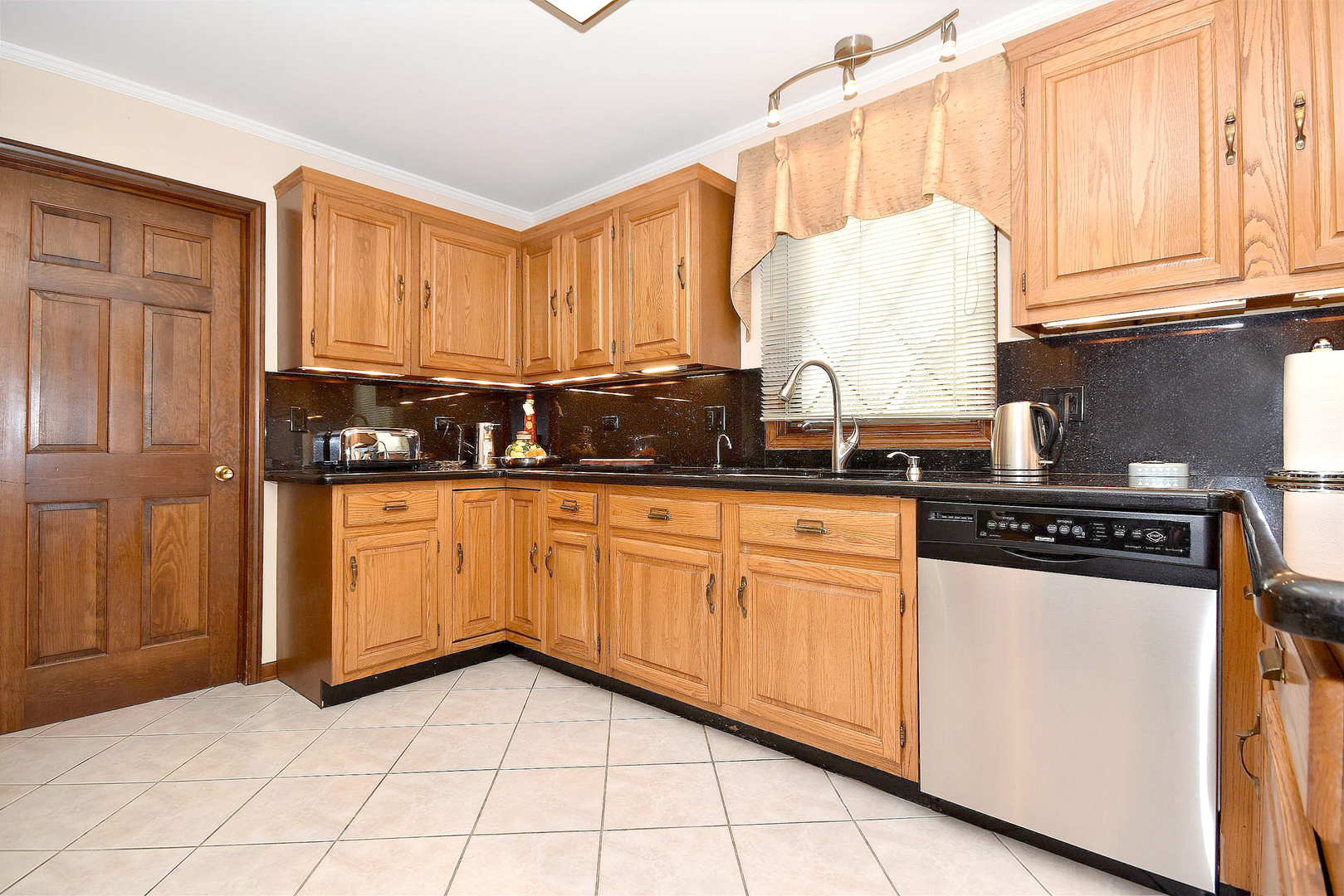 194 East Dundee Road Inverness, IL 60010 - Photo 22 of 47