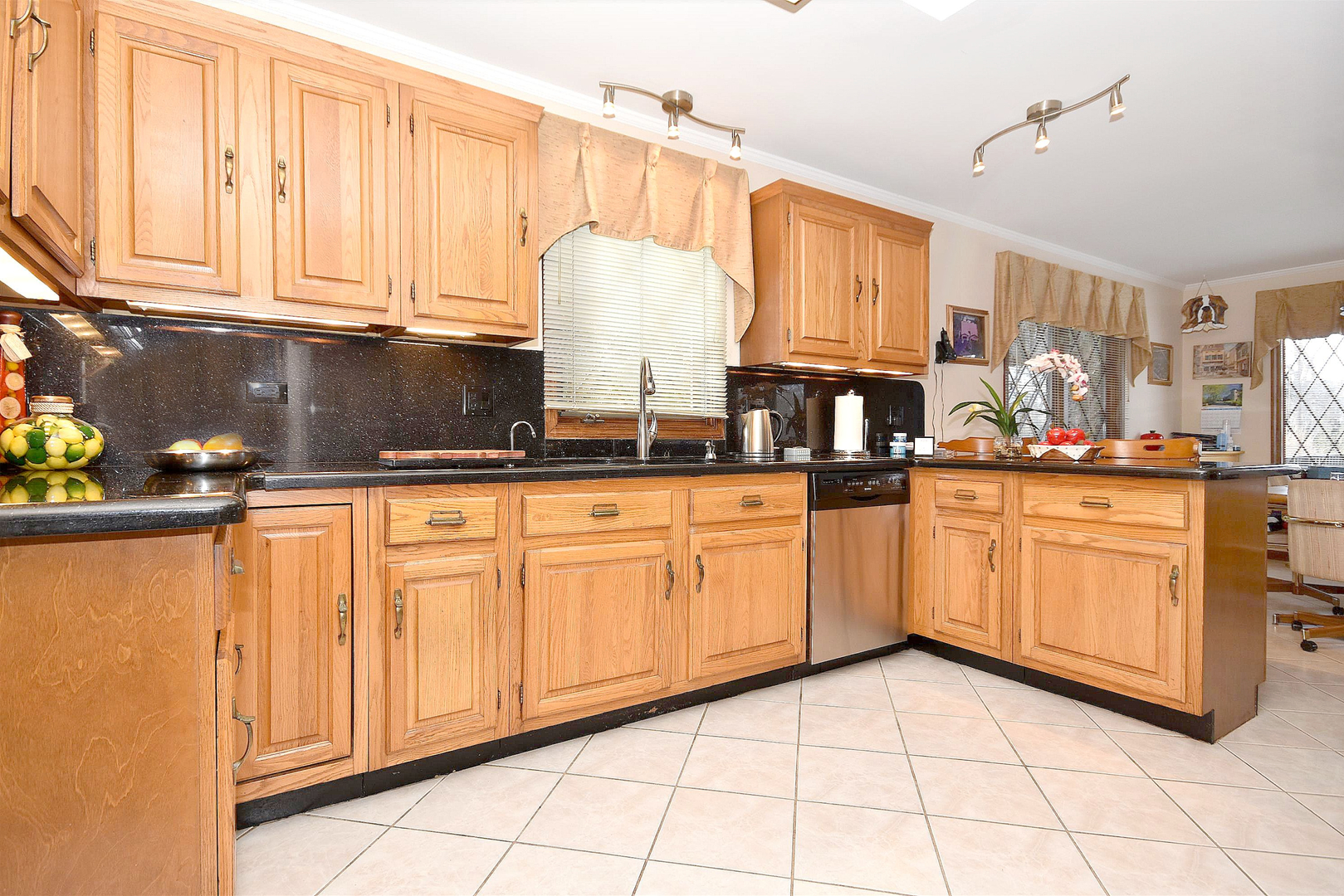 194 East Dundee Road Inverness, IL 60010 - Photo 23 of 47
