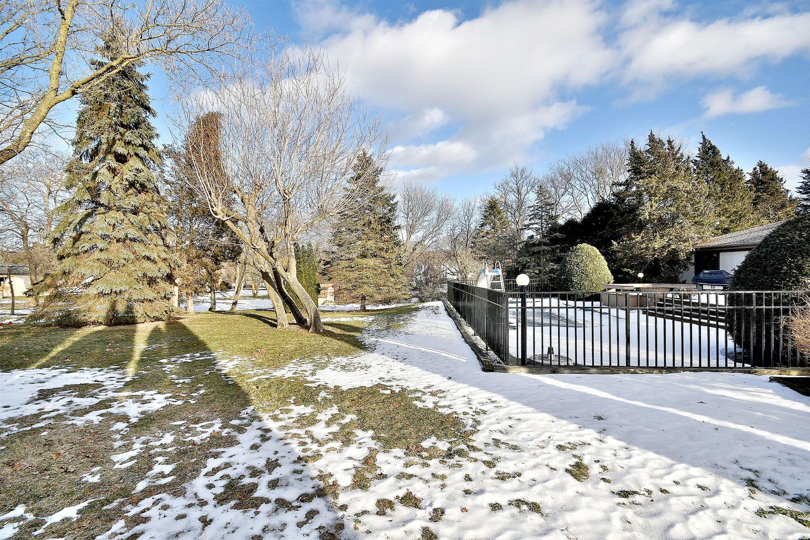 194 East Dundee Road Inverness, IL 60010 - Photo 4 of 47
