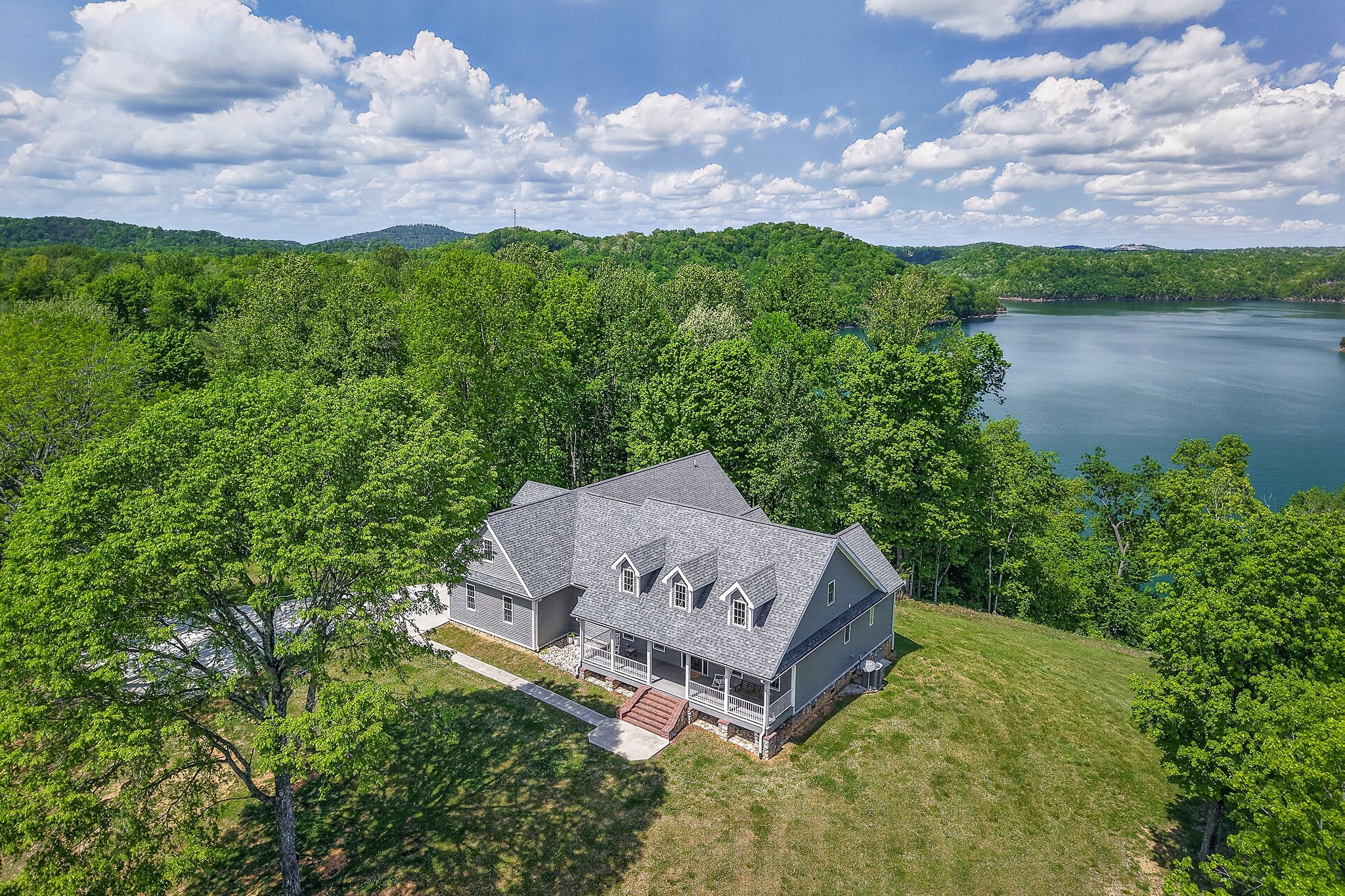 487 Cedar Hill Road Celina, TN 38551 - Photo 4 of 72