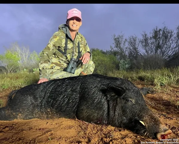 $1,044,320 | 1526 Sandy Road, Big Wells, TX 78830