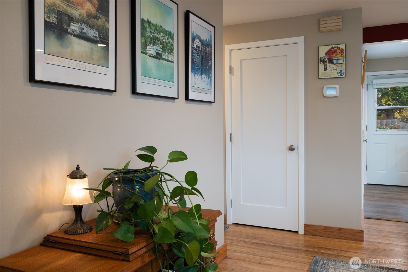 2304 E Avenue Anacortes, WA 98221 - Photo 5 of 26 a vase of flowers sitting on a table