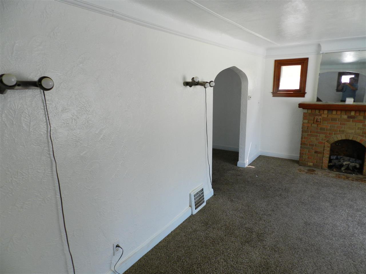 8211 Stephens Center Line, MI 48015 - Photo 41 of 50 Gallery Image 41